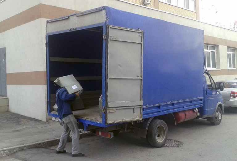 Машина для перевозки продуктов питания догрузом из Россия, Саратов в Турция, Стамбул
