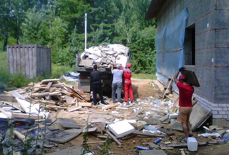 Вывезти мусор из деревня Карловка в деревня Карловка